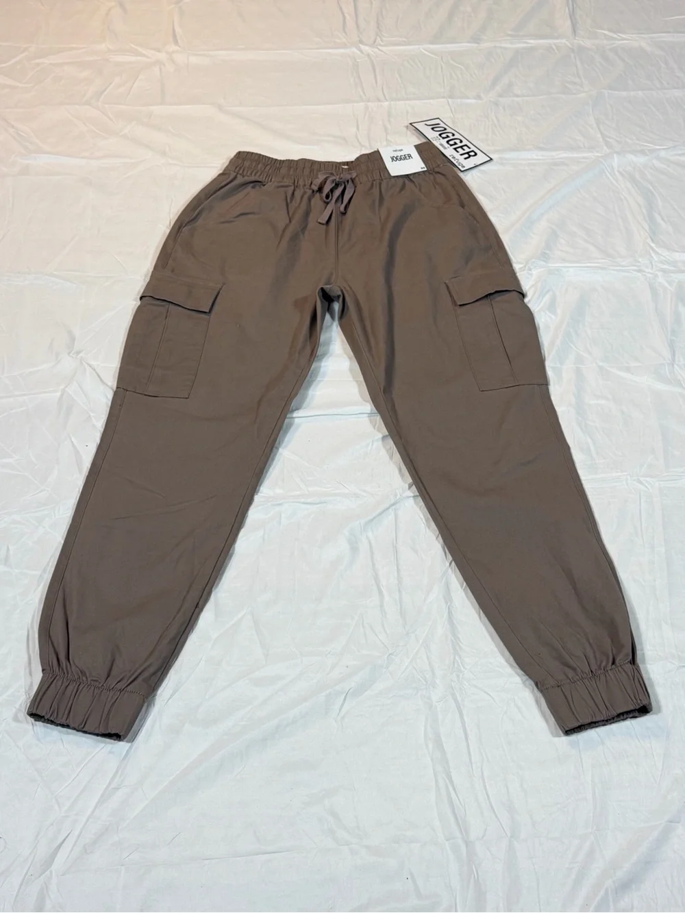 rue21 Refuge Cargo Joggers M NWT Elastic Waist Mid Rise Utility Pants Taupe